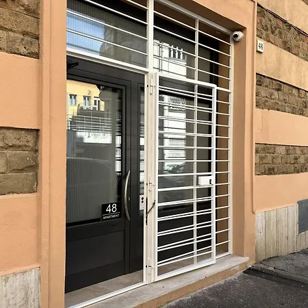 San Saba Street 48