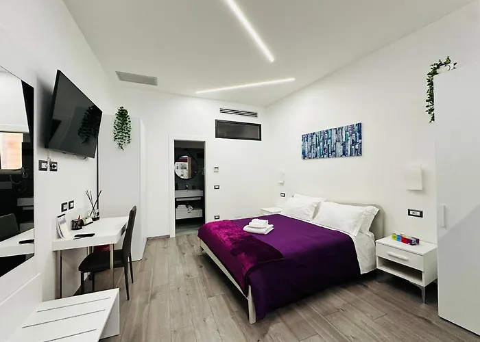 San Saba Street 48 * Rom